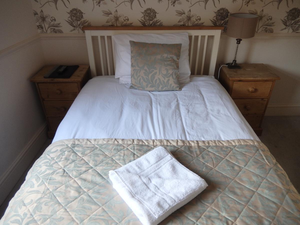 Newport Guest House Линкольн Экстерьер фото