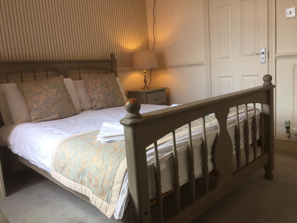 Newport Guest House Линкольн Экстерьер фото