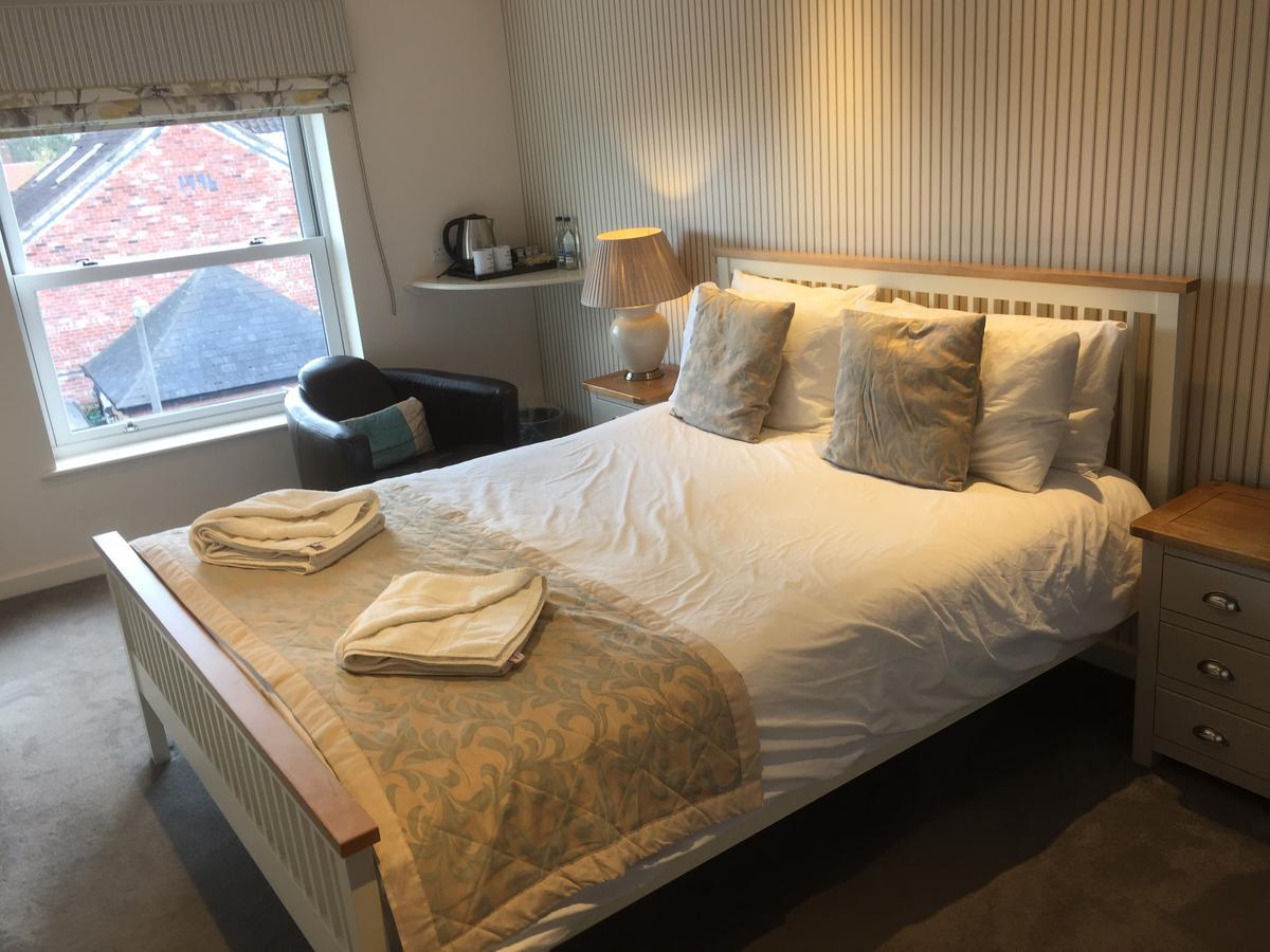 Newport Guest House Линкольн Экстерьер фото
