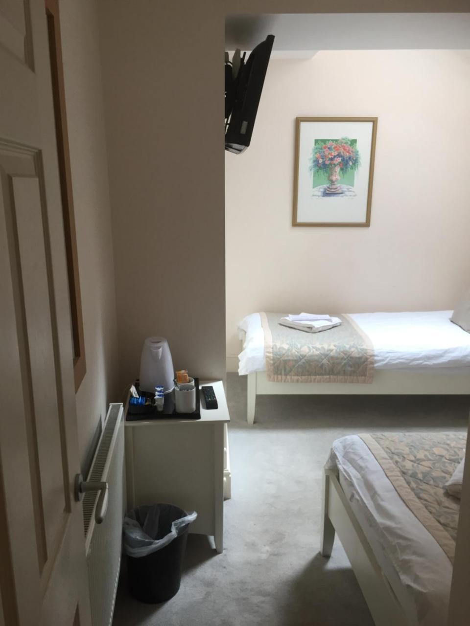 Newport Guest House Линкольн Экстерьер фото