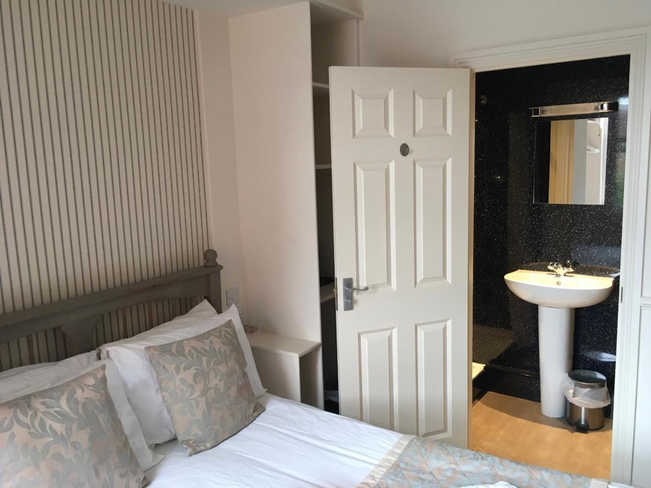 Newport Guest House Линкольн Экстерьер фото